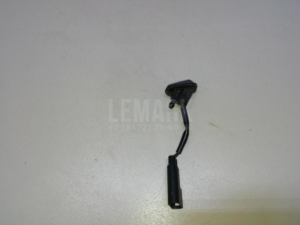 Форсунка омывателя лобового стекла 1708797 Ford
