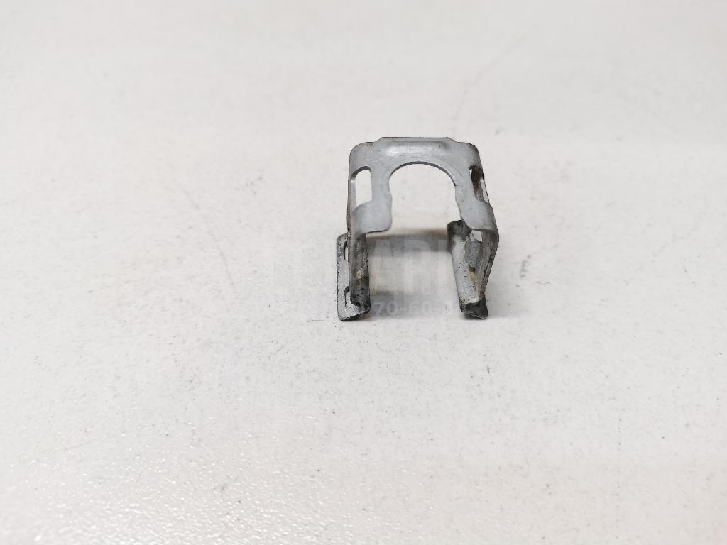 Крепеж форсунки 1429835 Ford