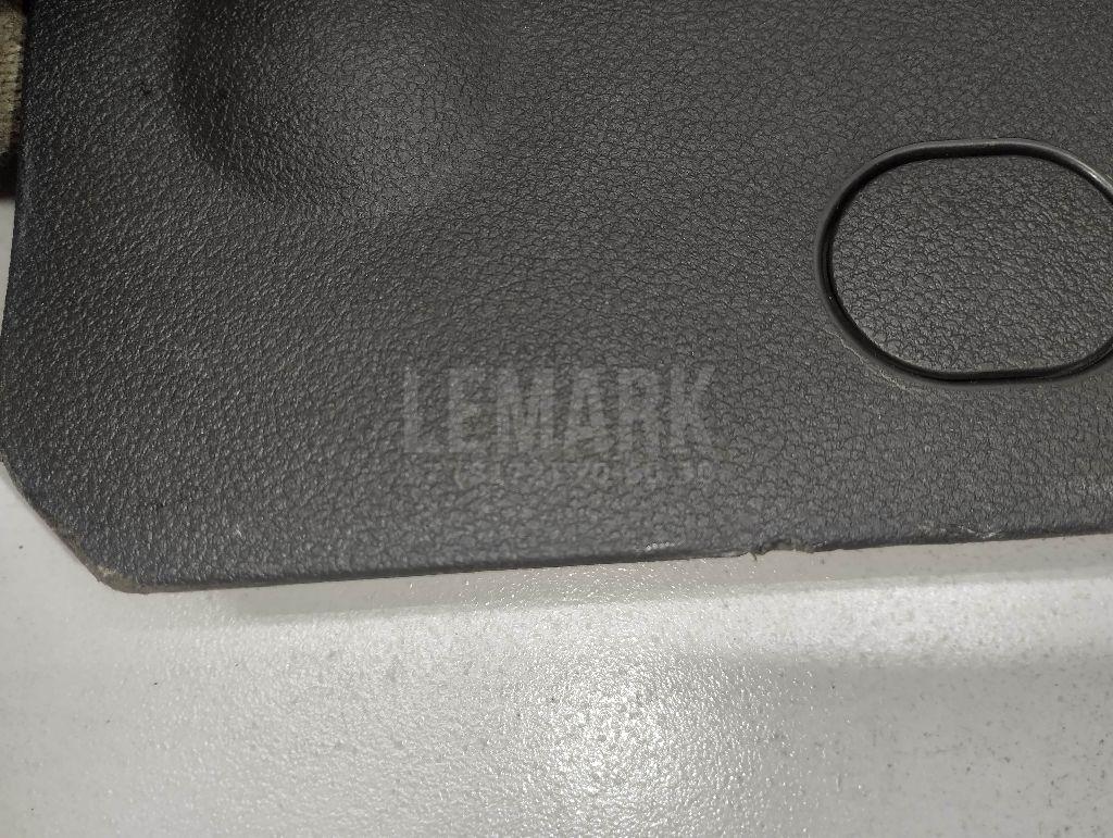 Накладка (кузов внутри) для  Audi Q3 (8U) 2012-2018