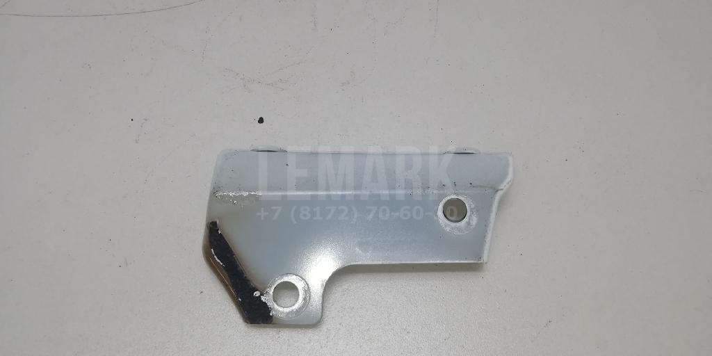 Кронштейн крепления крыла 1T0810334A VAG