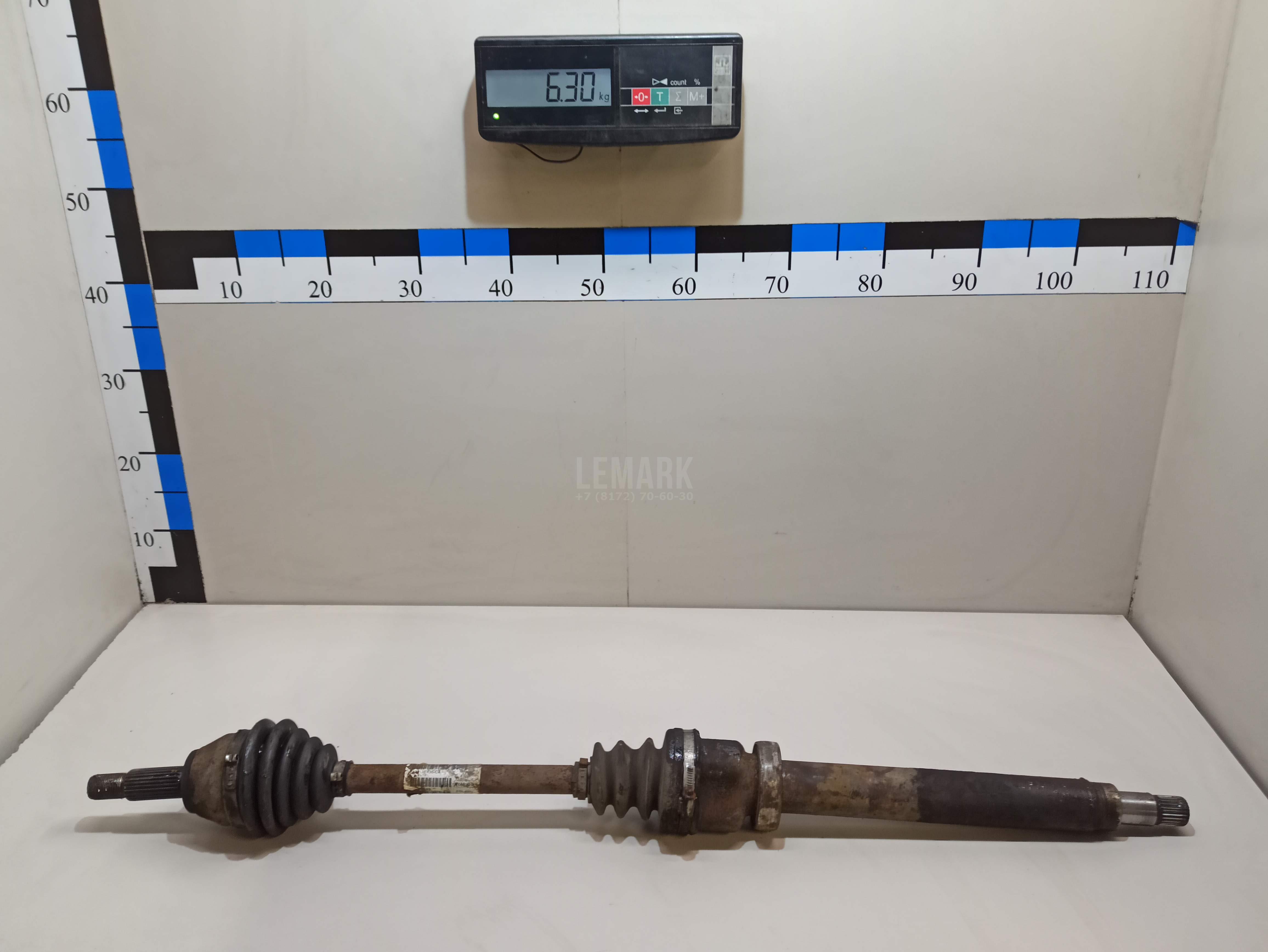 Полуось передняя правая 1716096 Ford