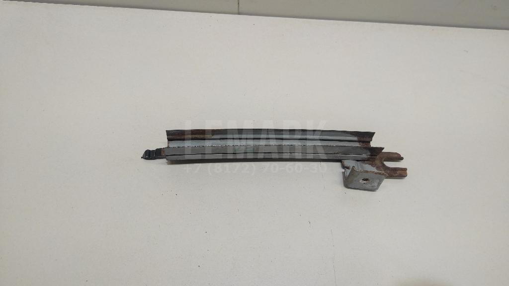 Направляющая стекла двери 82217JD000 Nissan