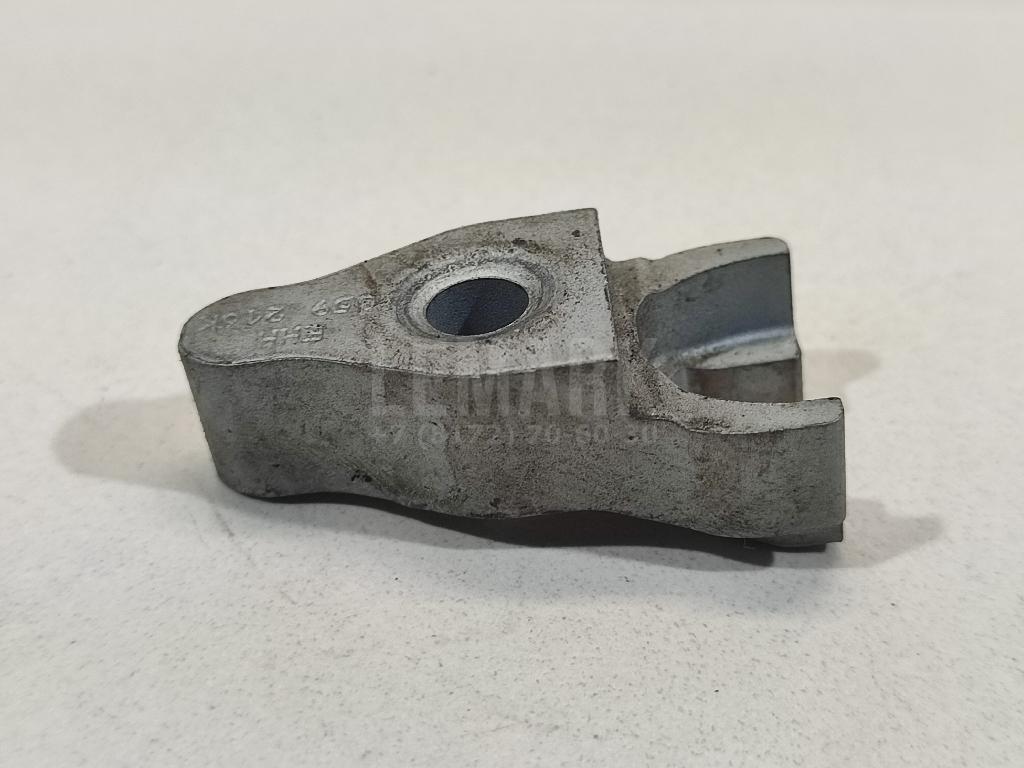 Кронштейн форсунки для  BMW 4-serie F32/F33/F82 2012-2020