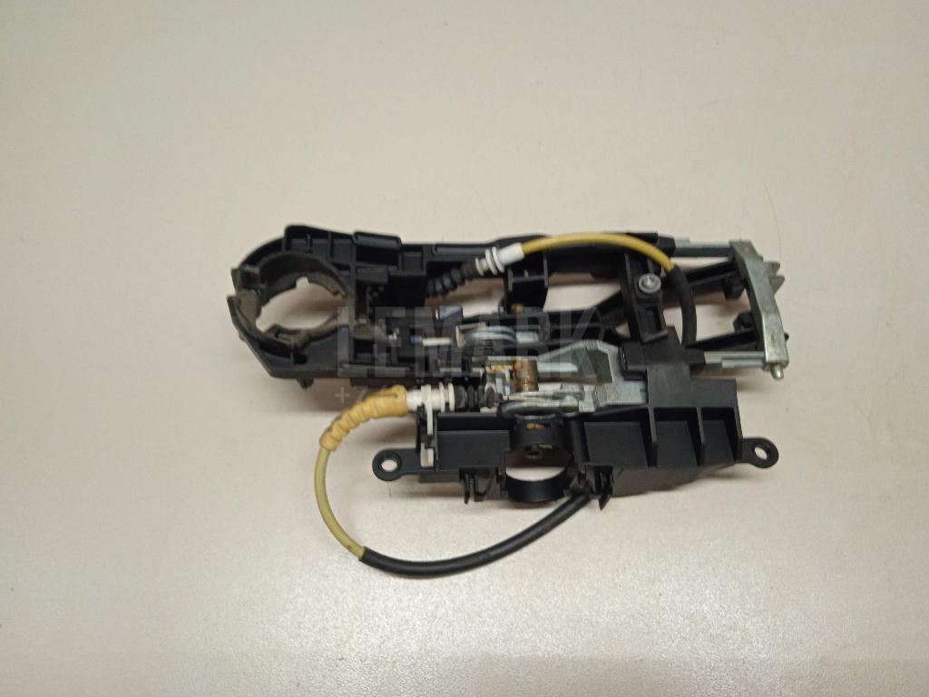 Кронштейн ручки для  BMW 4-serie G22/G23 2020