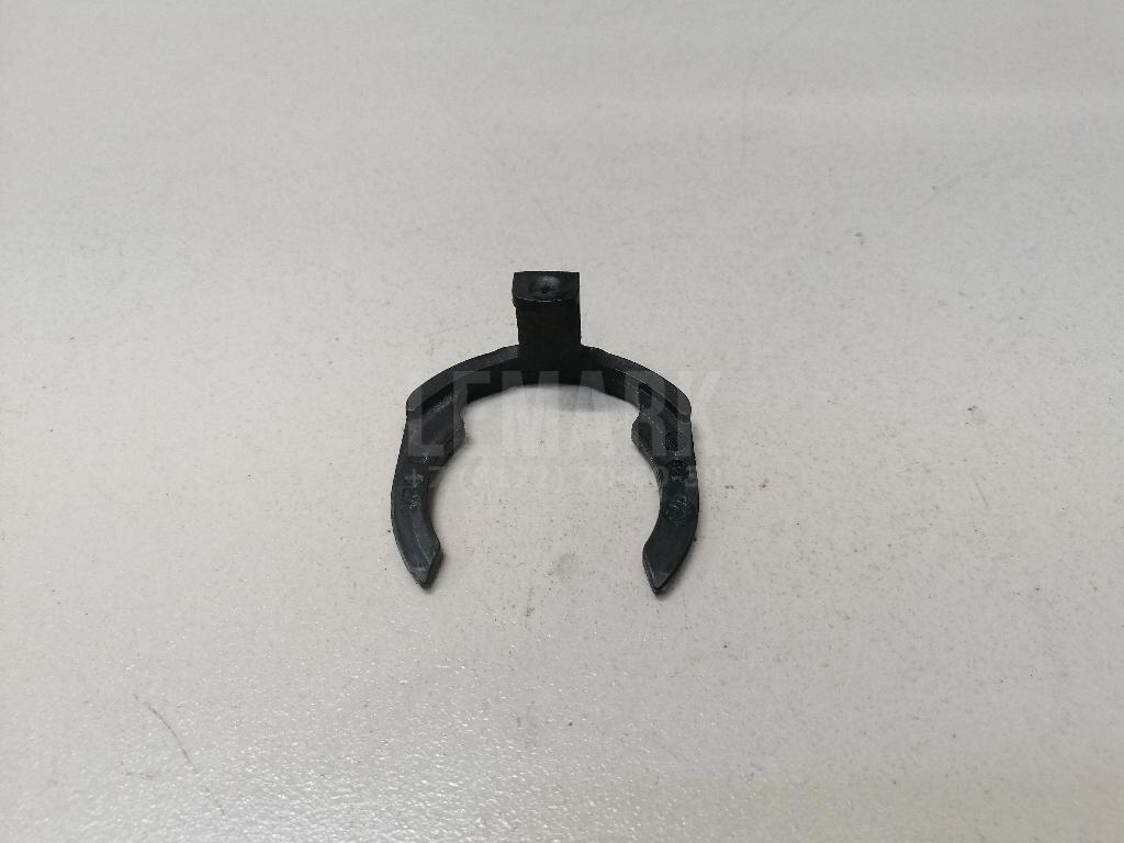 Скоба 03F121142 VAG