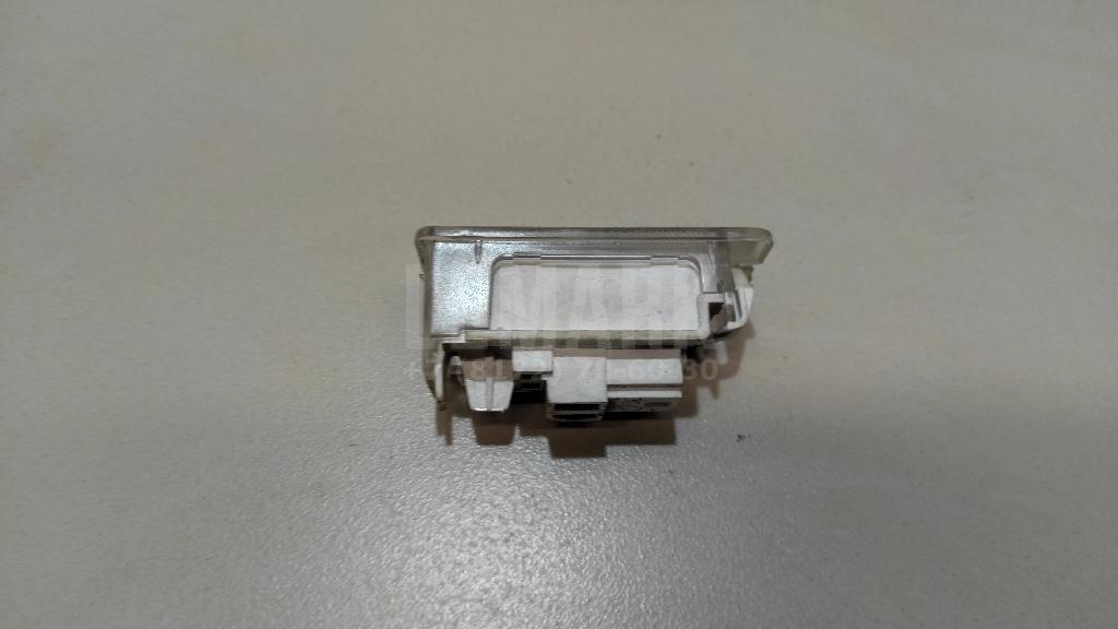 Плафон салонный 26490JD000 Nissan