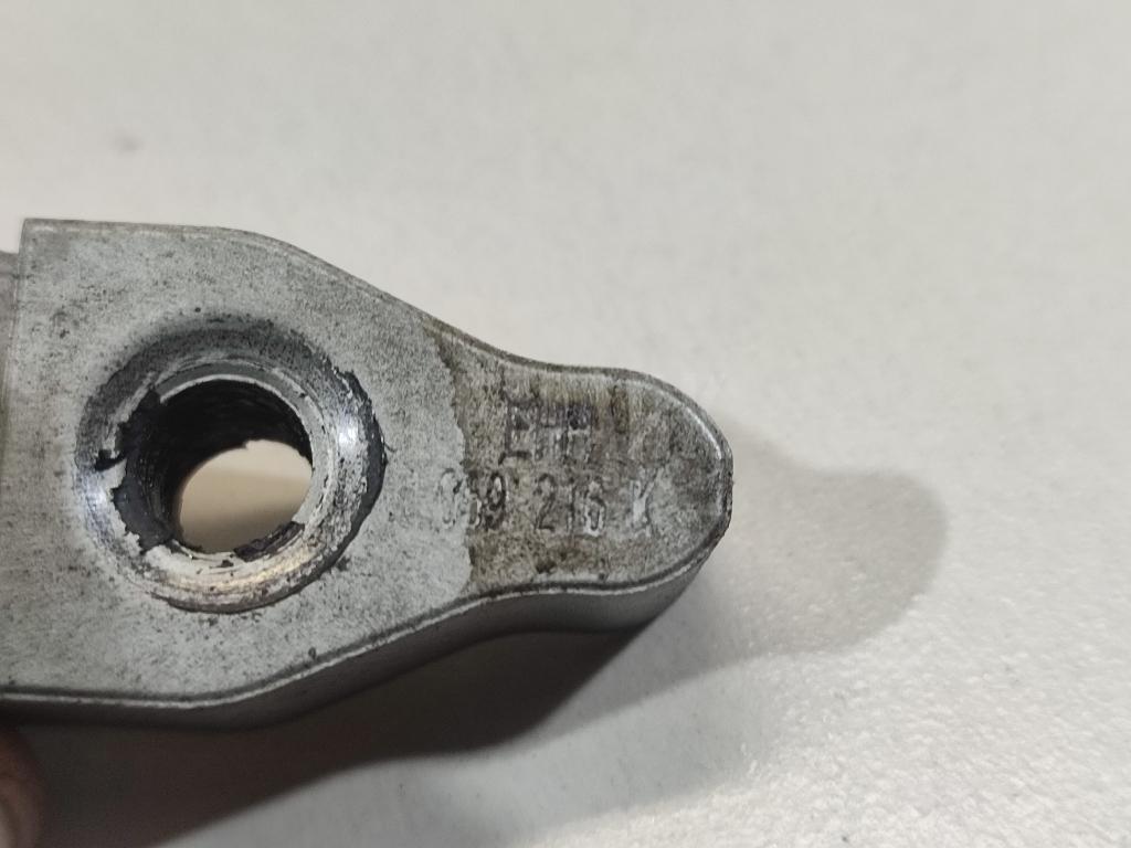 Кронштейн форсунки для  BMW 3-serie F30/F31/F80 2011-2020