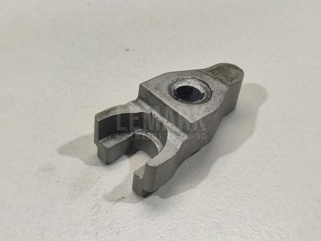Кронштейн форсунки для  BMW 3-serie F30/F31/F80 2011-2020
