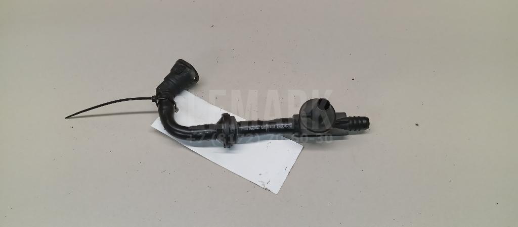 Трубка вакуумная 03C133751F VAG