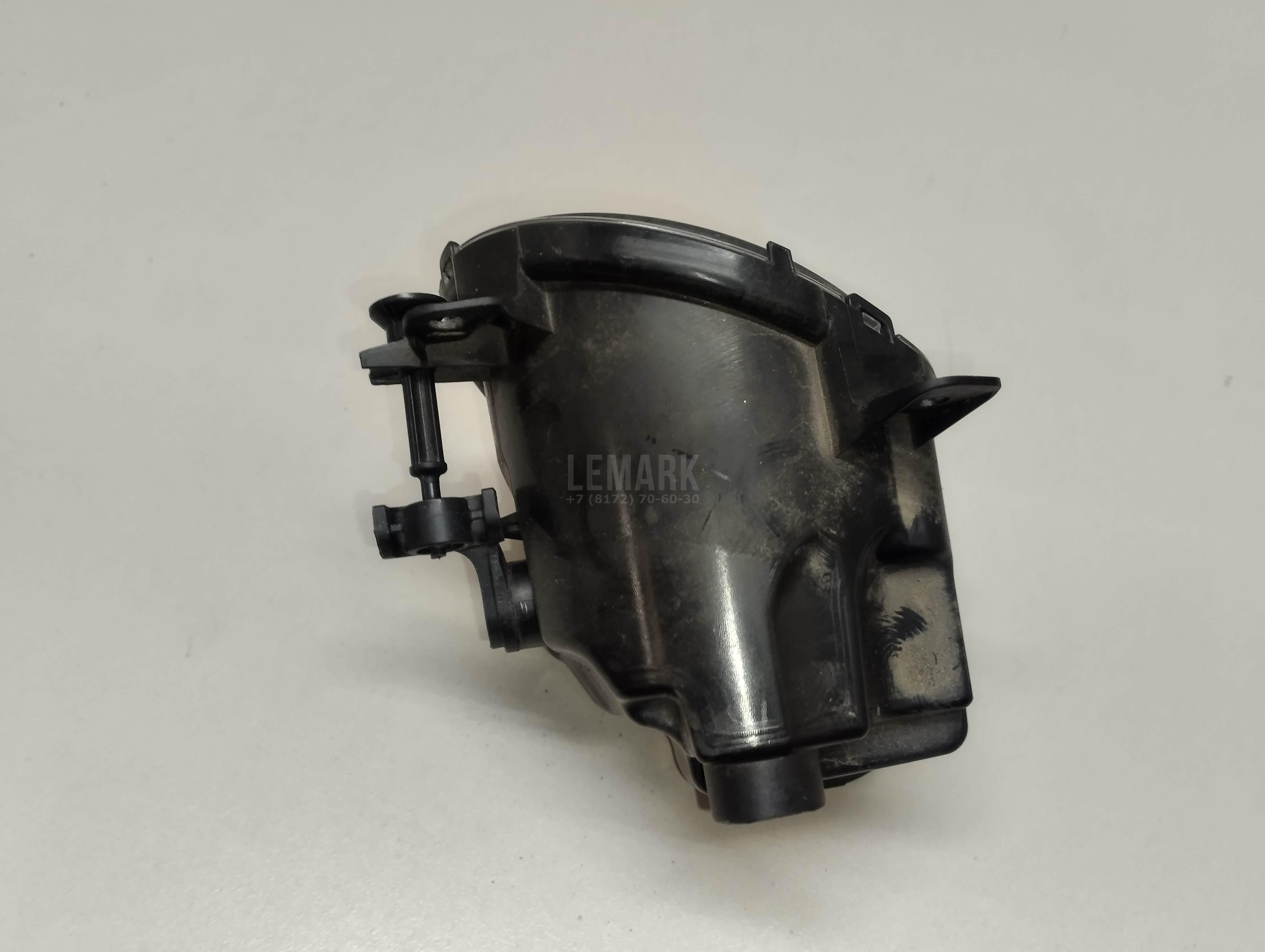 Фара противотуманная правая для  BMW 1-serie E82/E88 2007-2013
