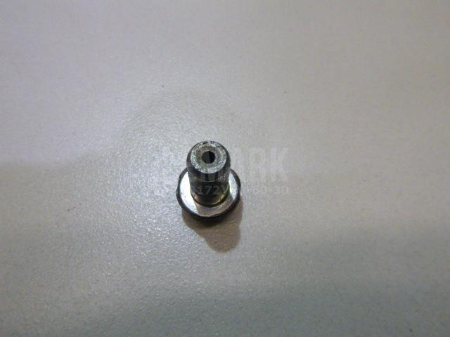Болт 9040110058 Toyota