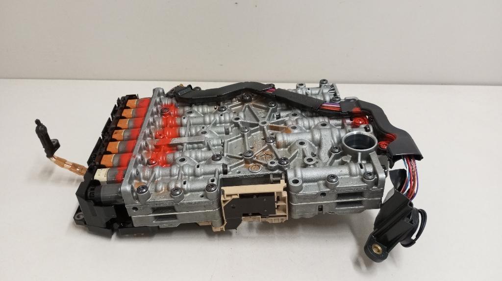 Блок клапанов для  BMW 8-serie G14/G15/G16 2018