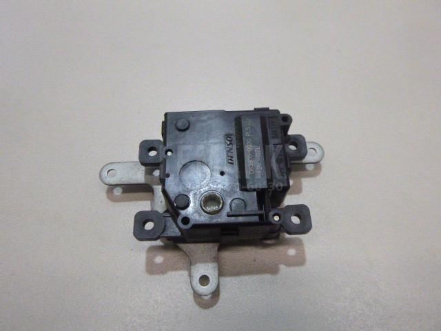 Моторчик заслонки отопителя 871060R050 Toyota