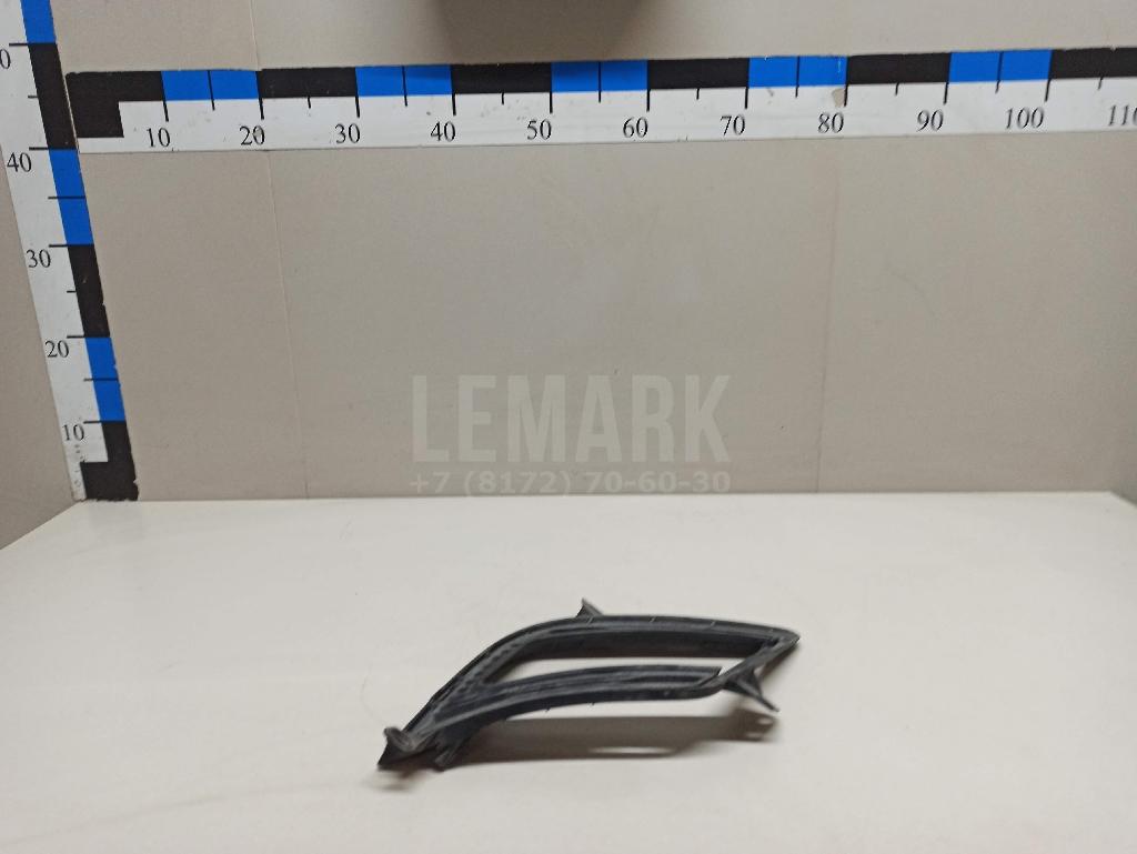 Решетка в бампер правая 865641H500 Hyundai-Kia