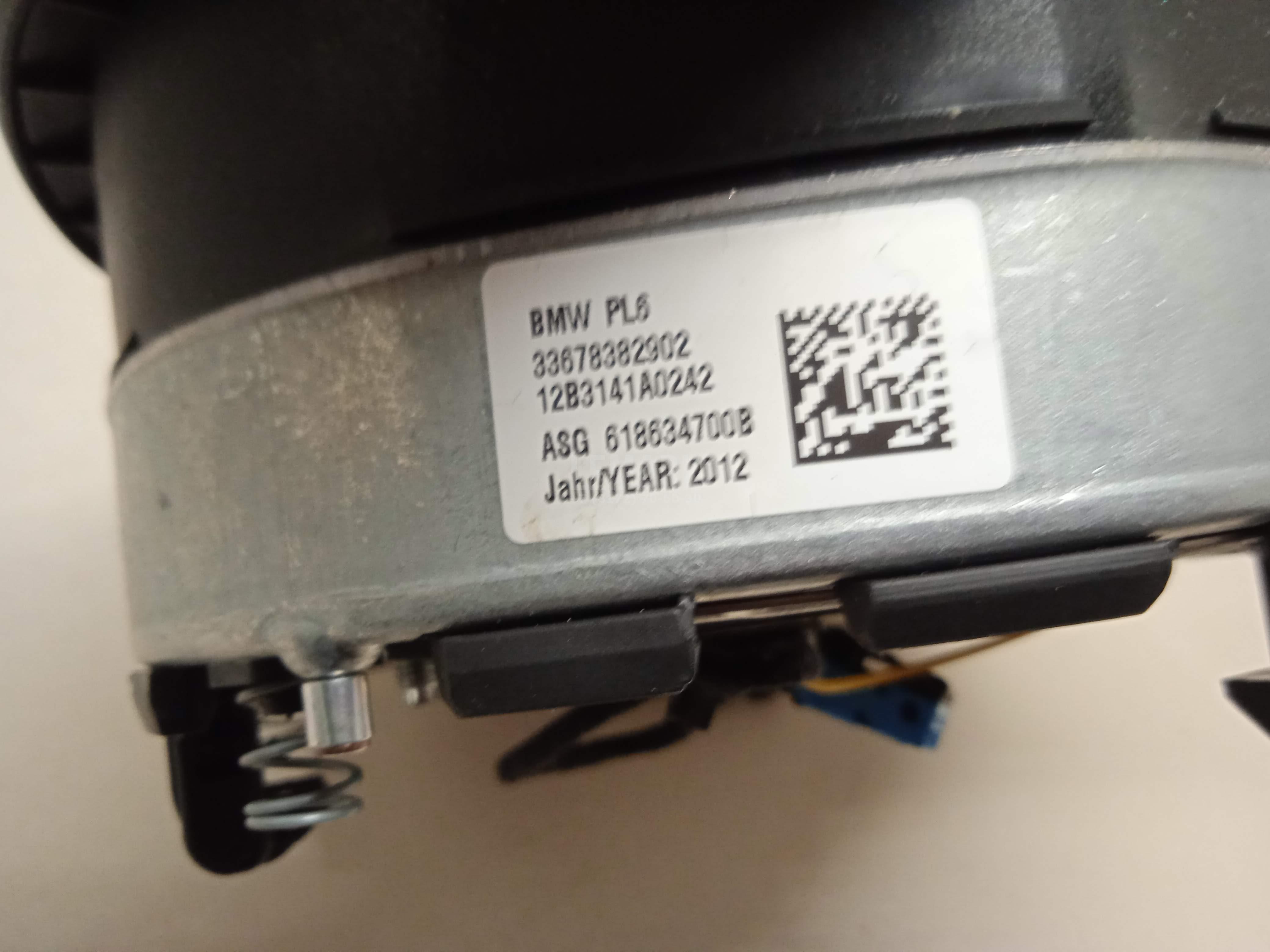 Подушка безопасности в рулевое колесо для  BMW 7-serie F01/F02 2008-2015