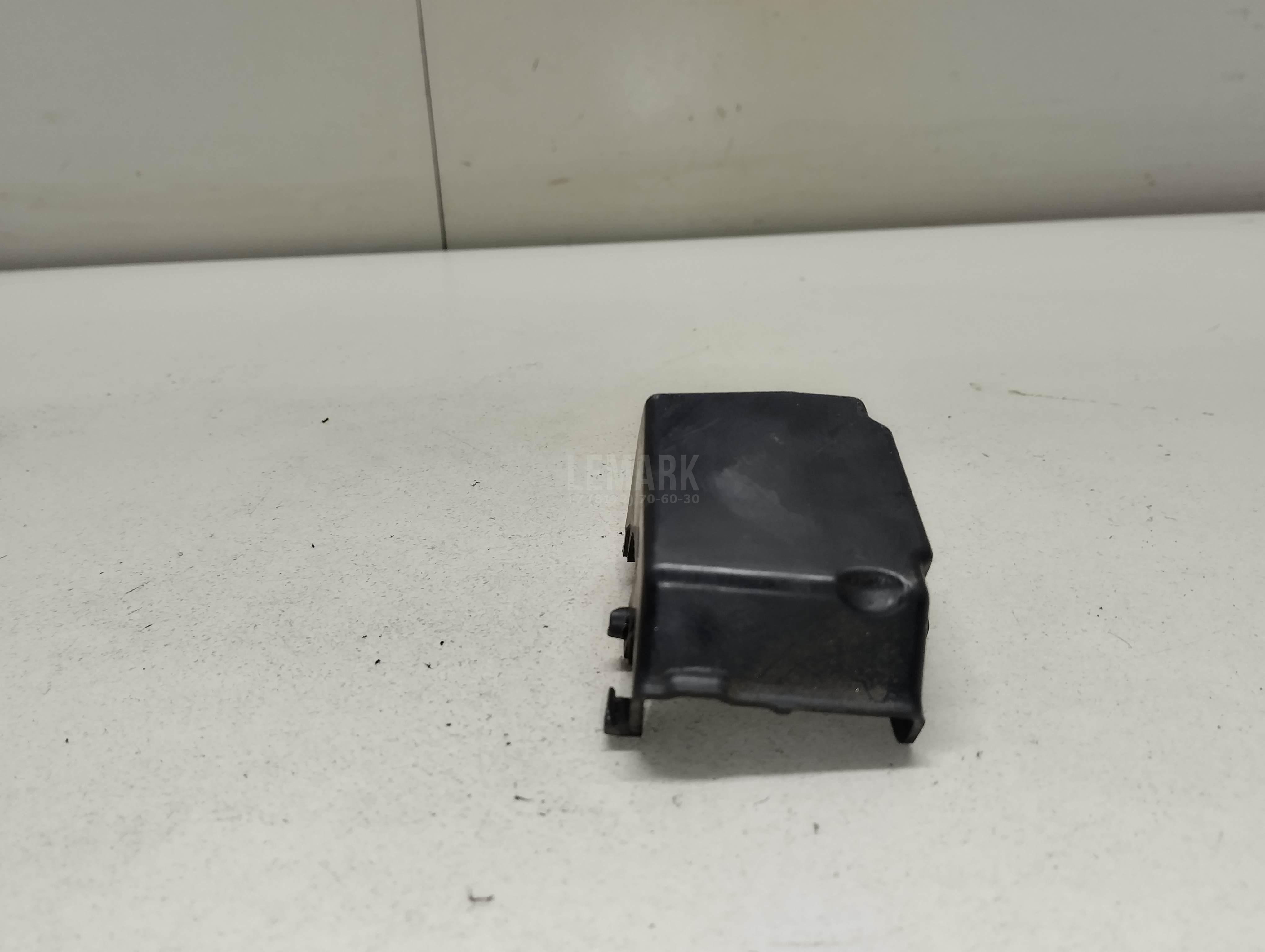 Кожух замка капота для  BMW X5 E53 2000-2007