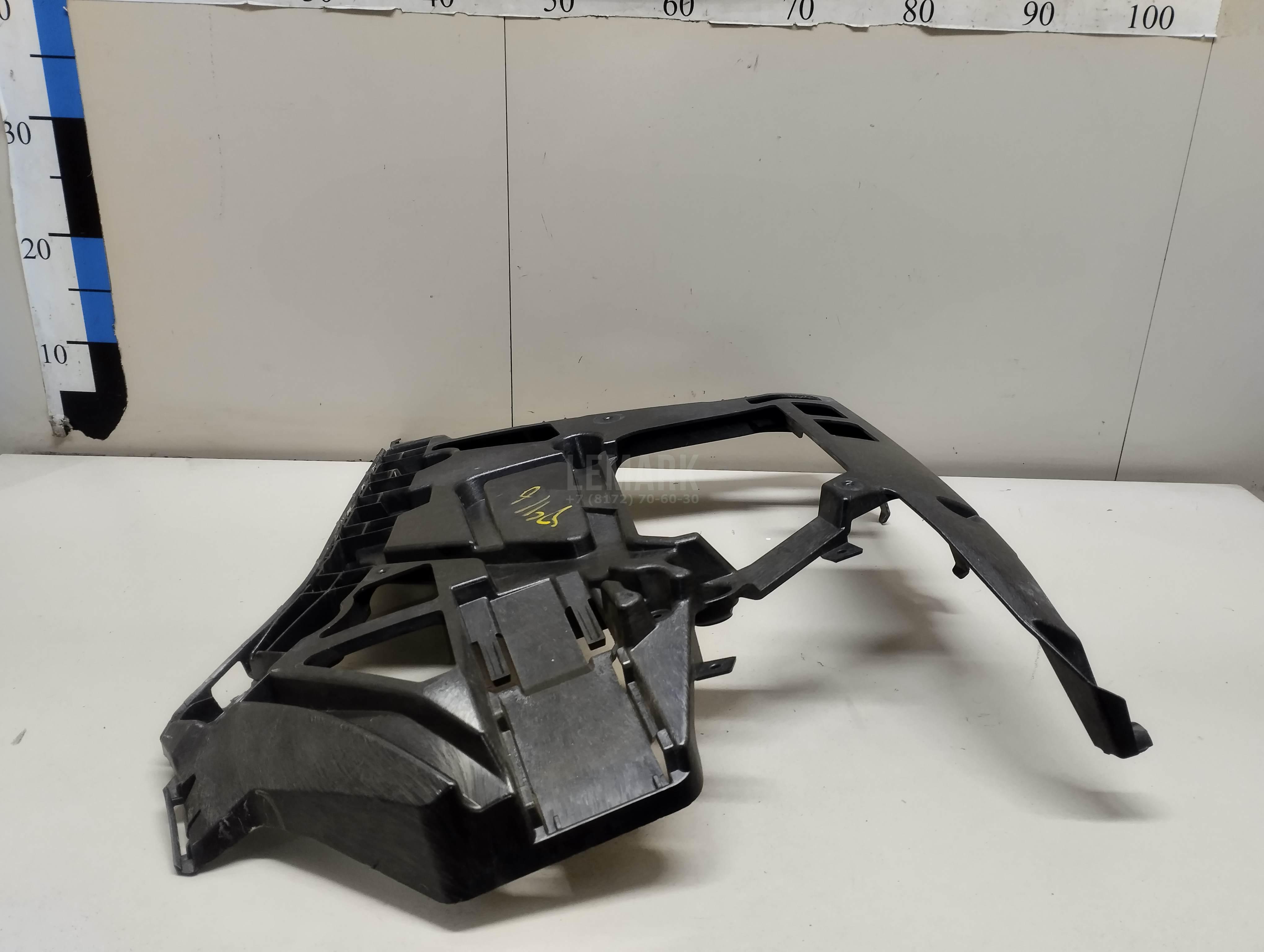 Кронштейн заднего бампера правый для  Acura TSX 2009-2014