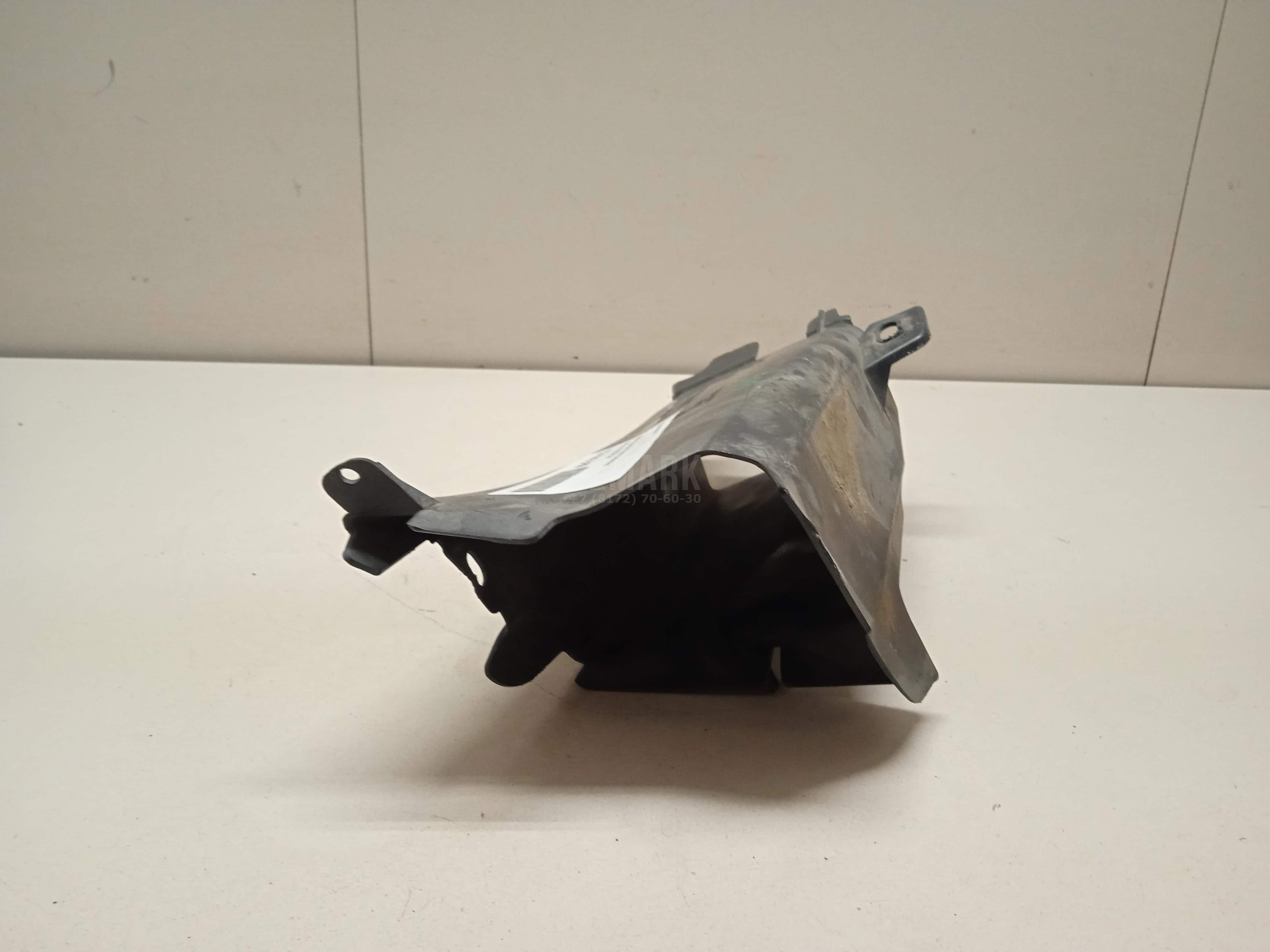 Воздуховод для  BMW 7-serie E65/E66 2001-2008