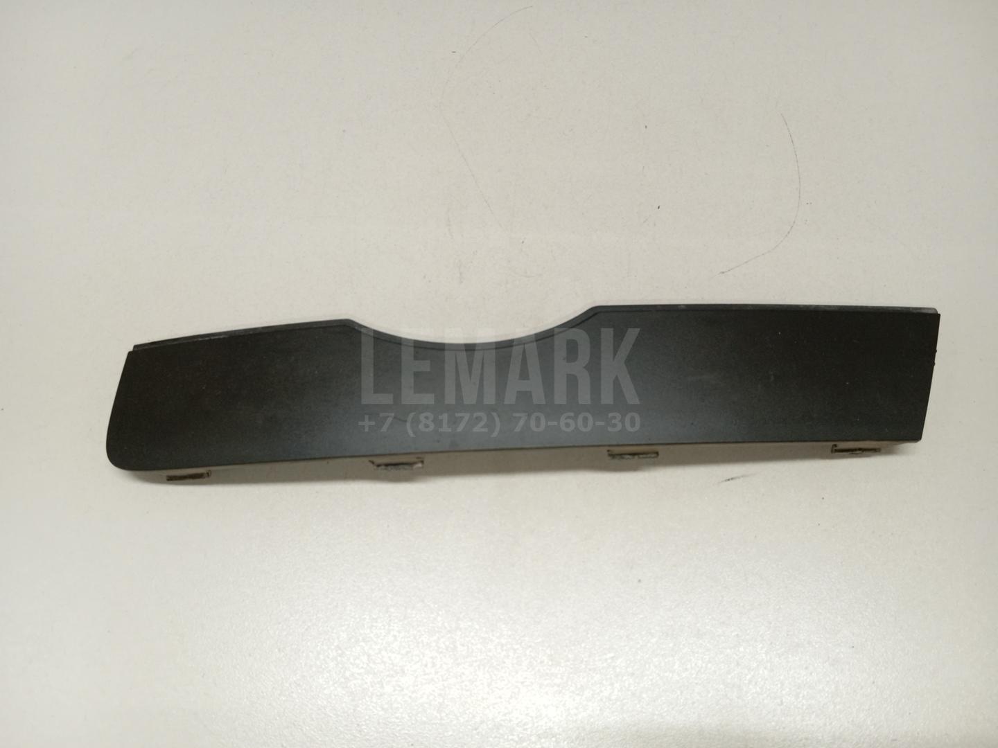 Накладка переднего бампера левая для  BMW 3-serie E92/E93 2006-2012