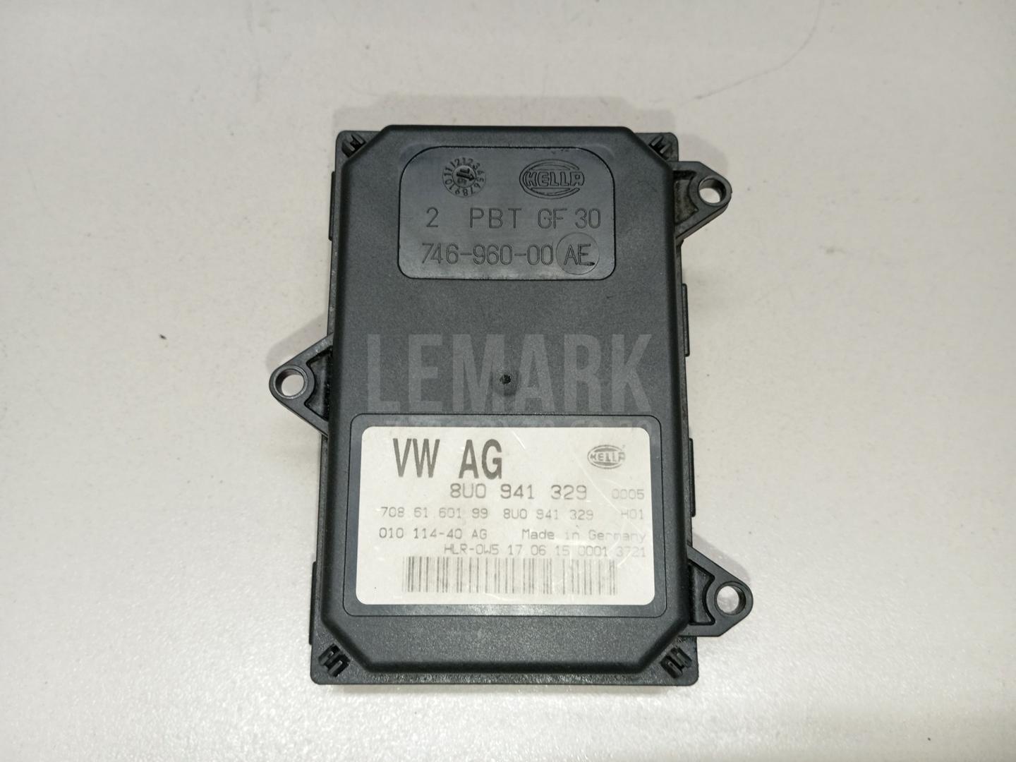 Блок управления светом 8U0941329 VAG