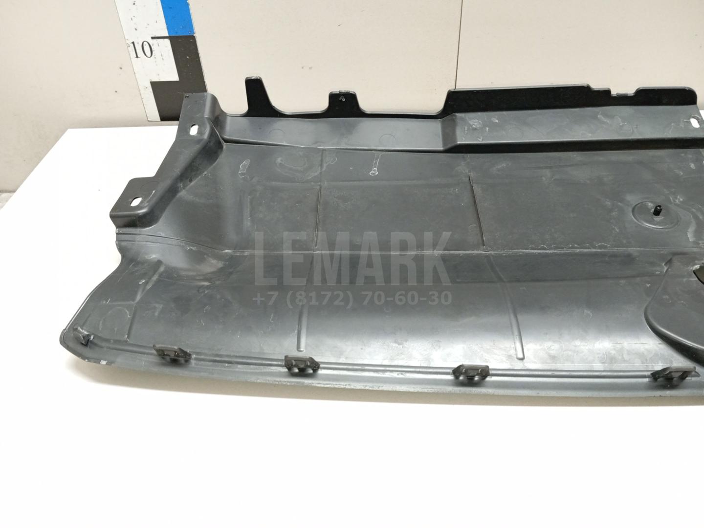 Кожух замка капота для  Audi A4 [B7] 2005-2007
