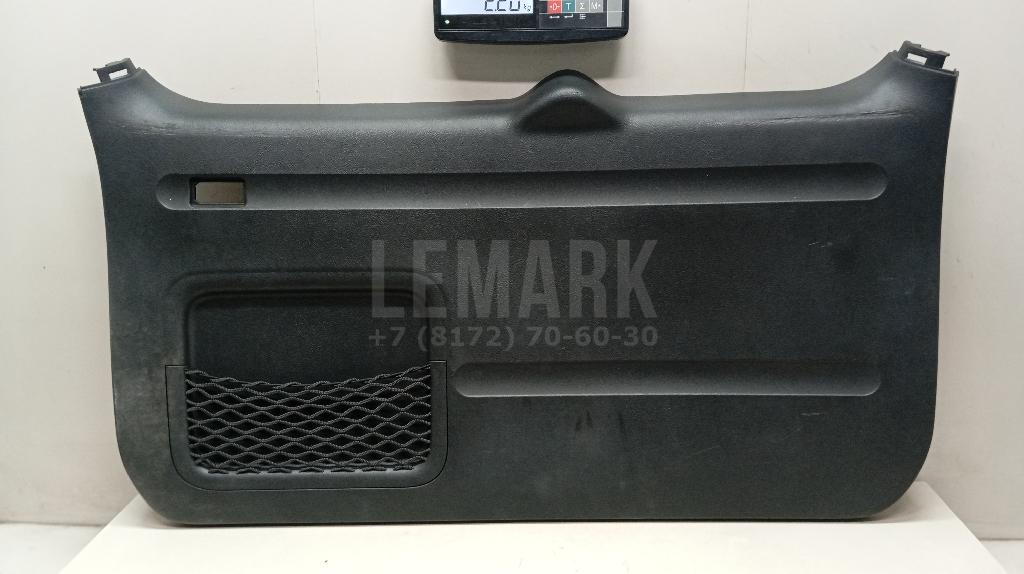 Обшивка двери багажника 6775042020B0 Toyota