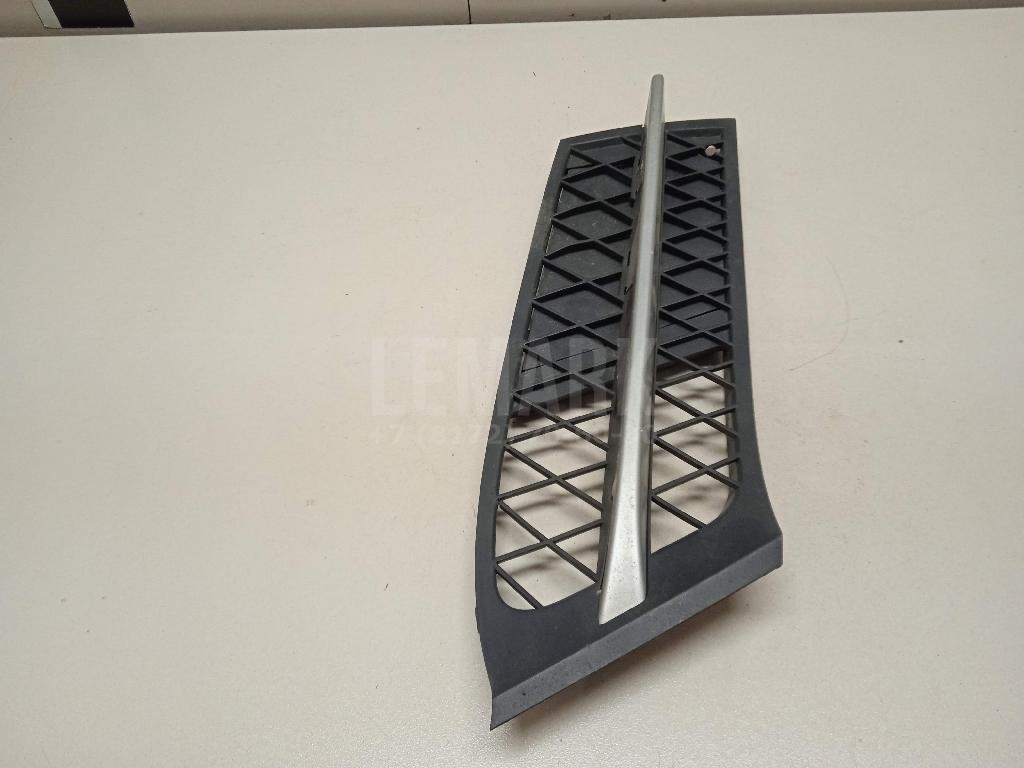 Решетка в бампер правая для  BMW 5-serie F10/F11 2009-2016