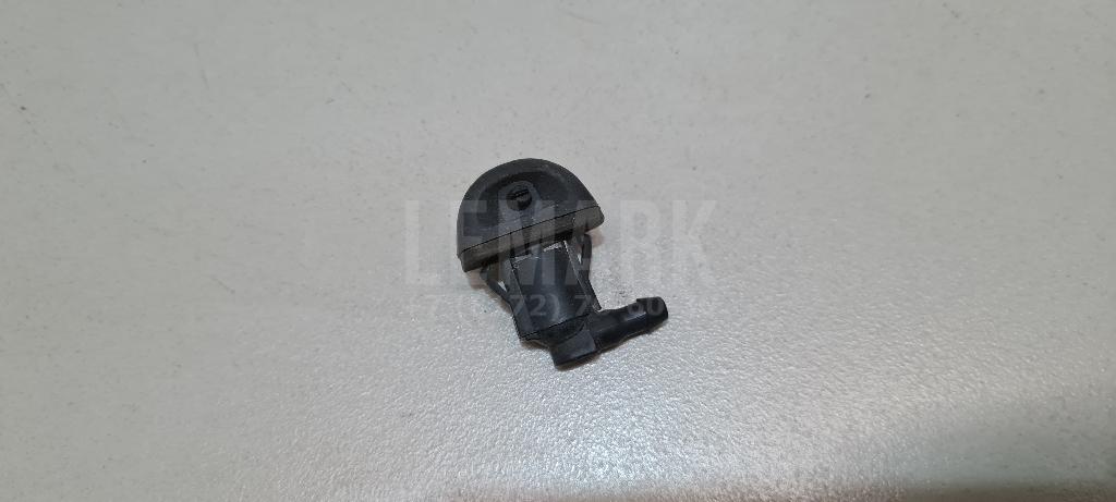 Форсунка омывателя зад стекла 8539160130 Toyota