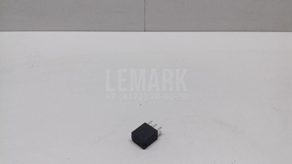 Реле 13361778 GM