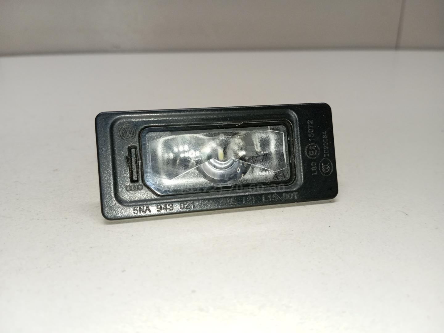 Фонарь подсветки номера для  BMW 1-serie F20/F21 2011-2019