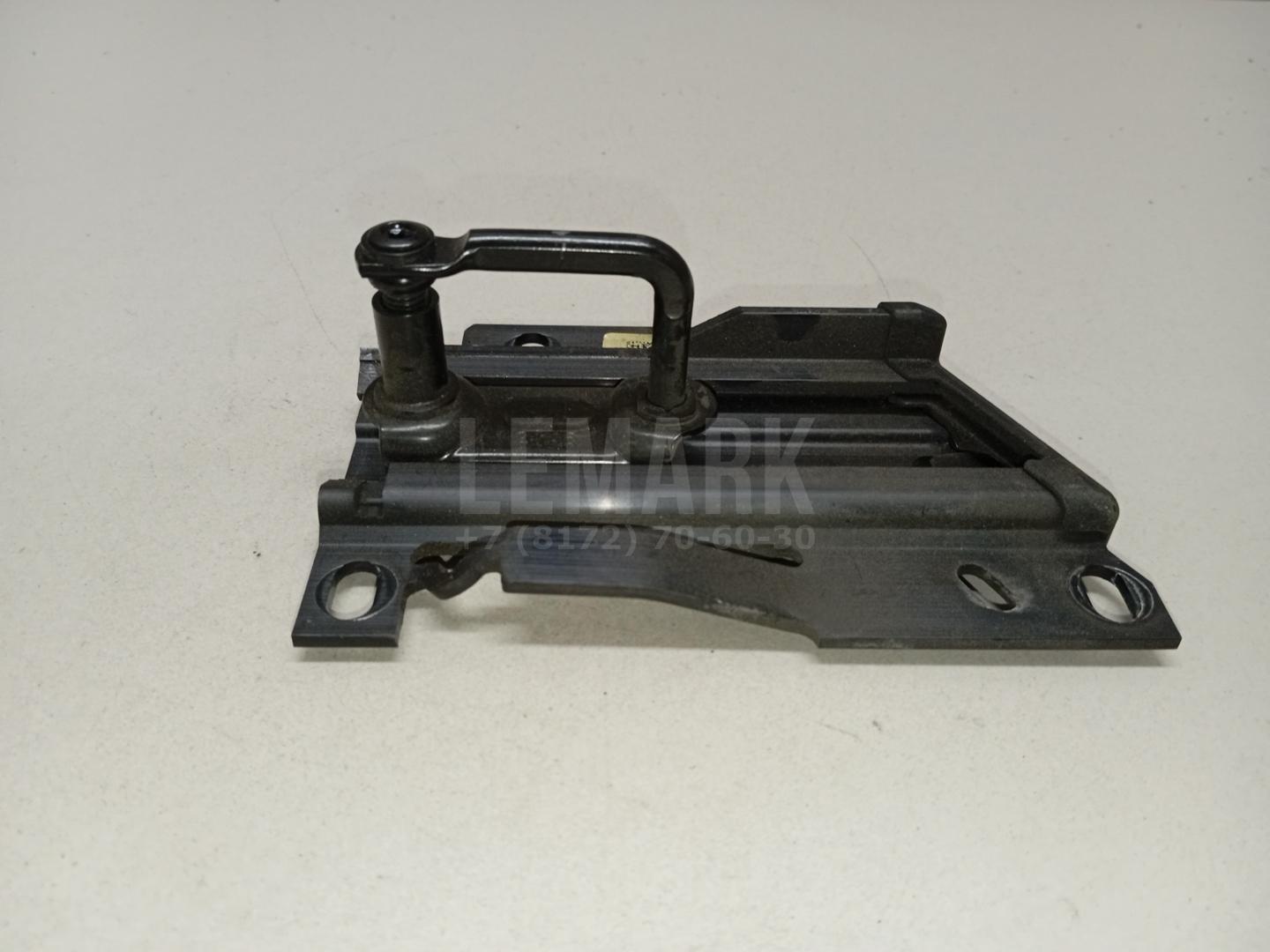 Ответная часть замка капота для  BMW X5 E70 2007-2013