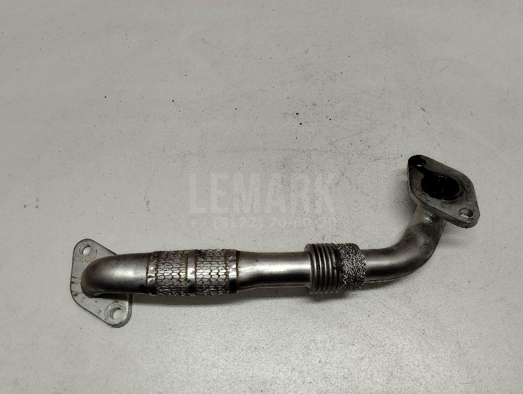 Трубка картерных газов 03G131521AF VAG