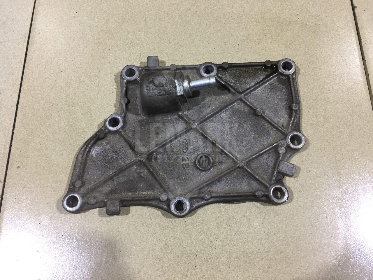 Сапун двигателя 1221137010 Toyota