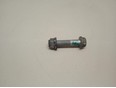 Болт заднего рычага
