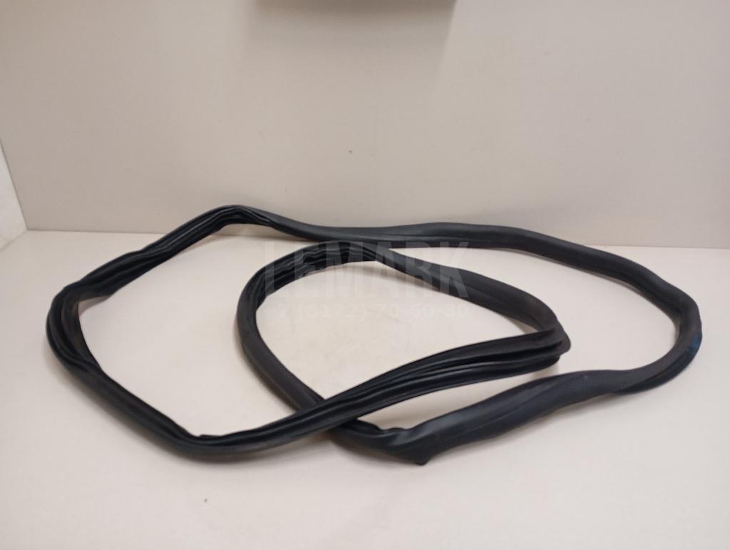 Уплотнитель (внутри) 5L0867367A9B9 VAG