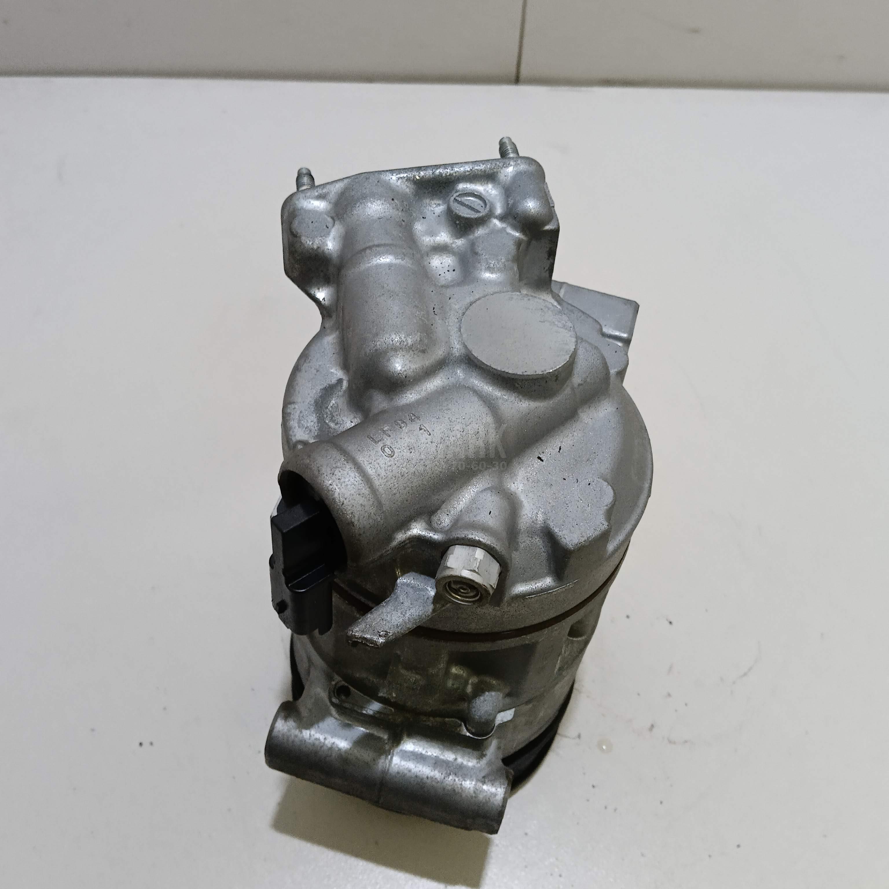 Компрессор кондиционера для  Ford C-MAX 2010-2019