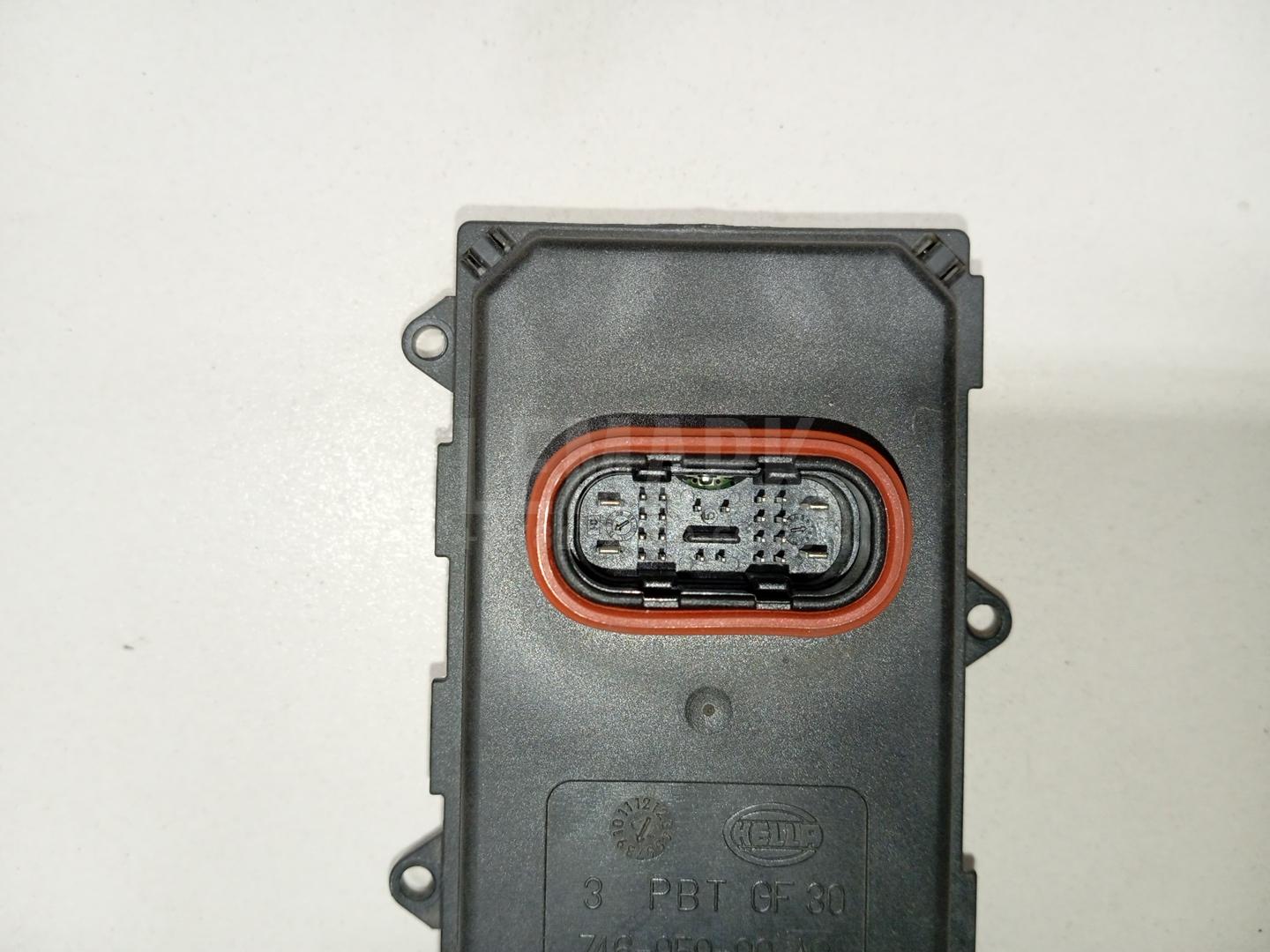 Блок управления светом для  BMW X3 E83 2004-2010