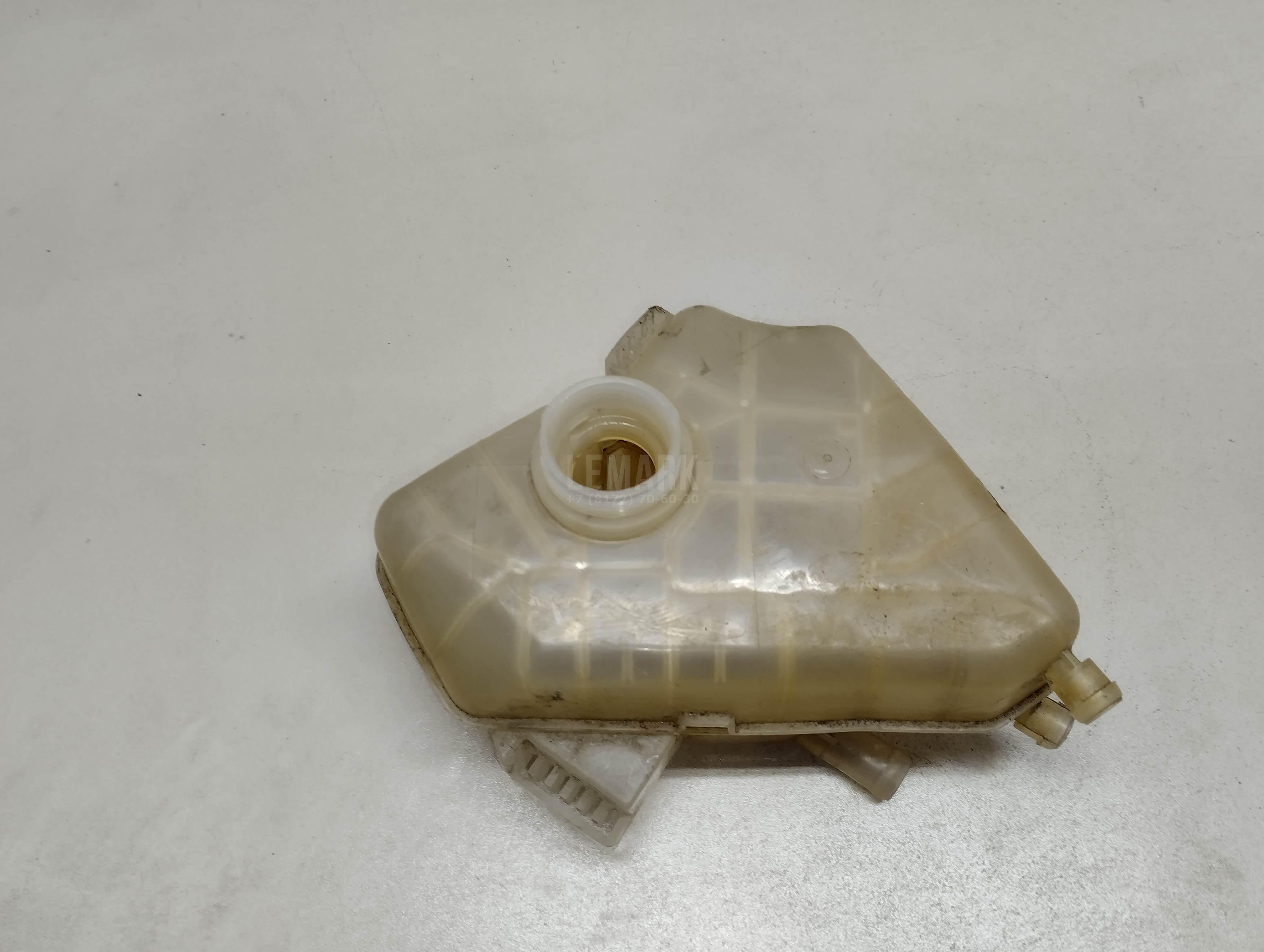 Бачок расширительный 1513111 Ford