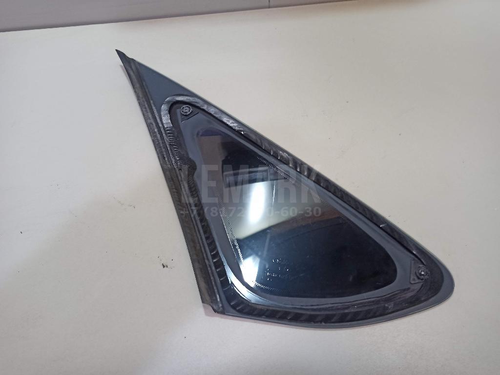 Стекло кузовное глухое правое для  Fiat Croma 1990-1996