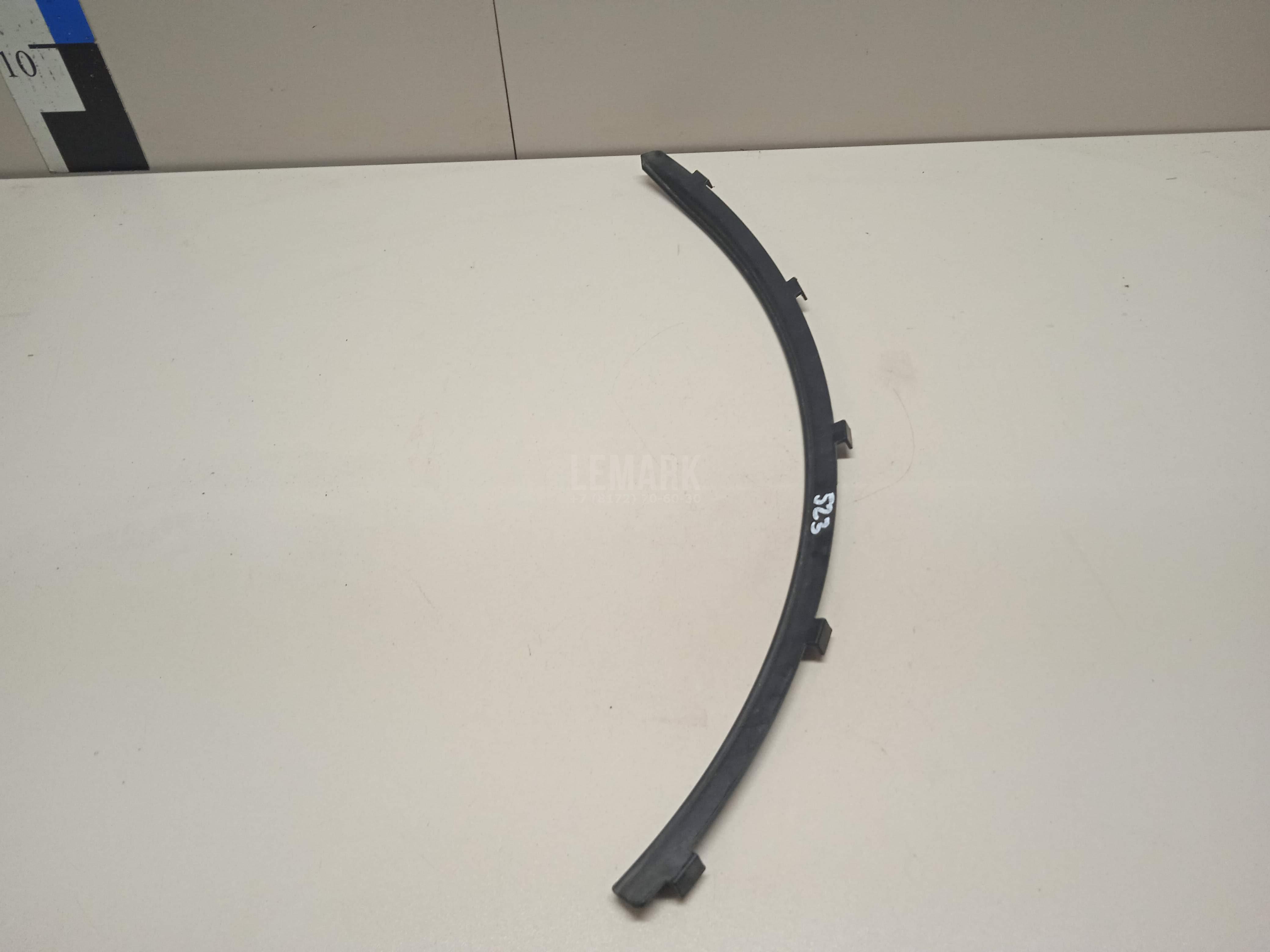 Накладка переднего крыла правого для  BMW 5-serie E60/E61 2003-2009