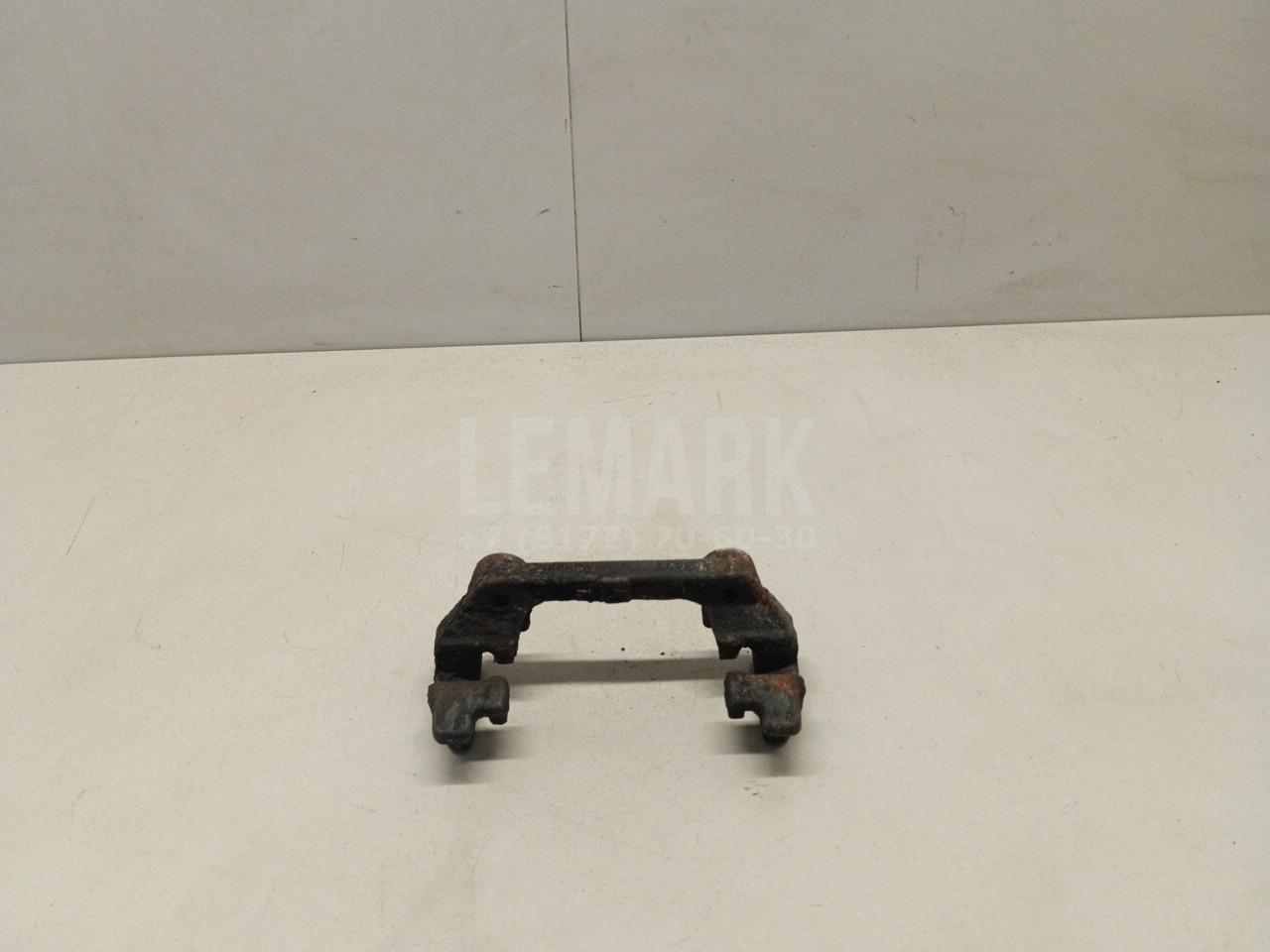 Скоба суппорта заднего 1691034 Ford