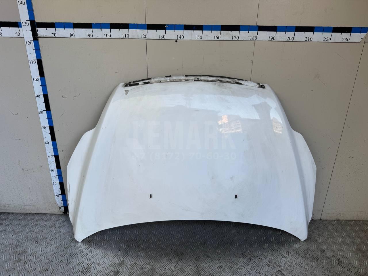 Капот 1521601 Ford