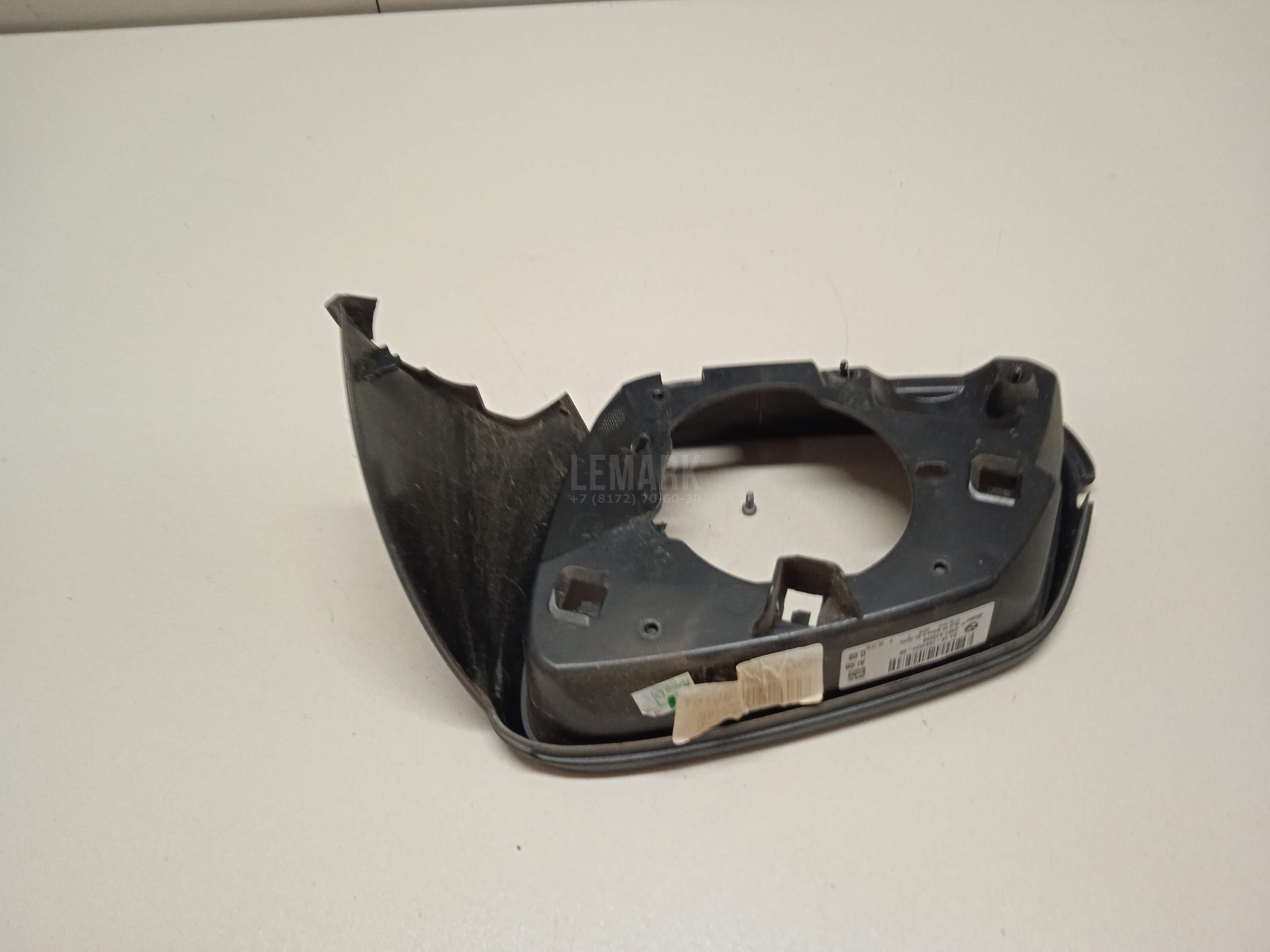 Рамка зеркала правого для  BMW 1-serie F20/F21 2011-2019