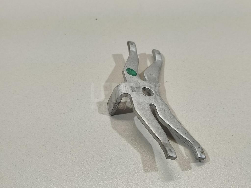 Кронштейн форсунки для  BMW Z4 E85/E86 2002-2008