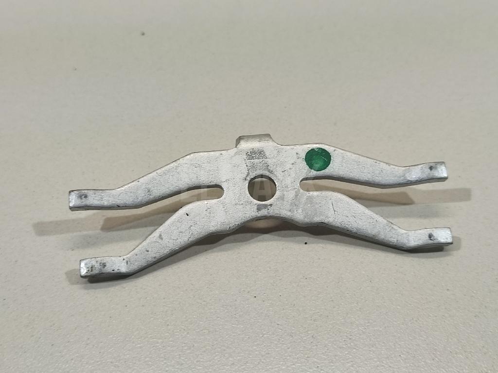 Кронштейн форсунки для  BMW Z4 E85/E86 2002-2008
