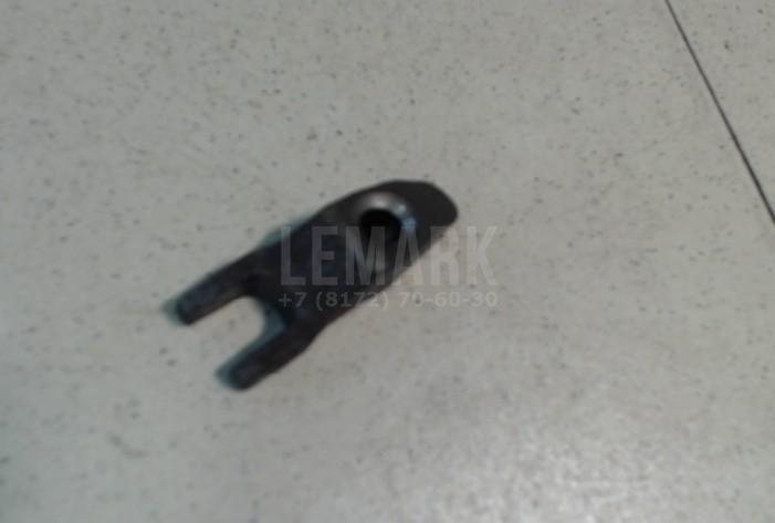 Кронштейн форсунки 338142A402 Hyundai-Kia