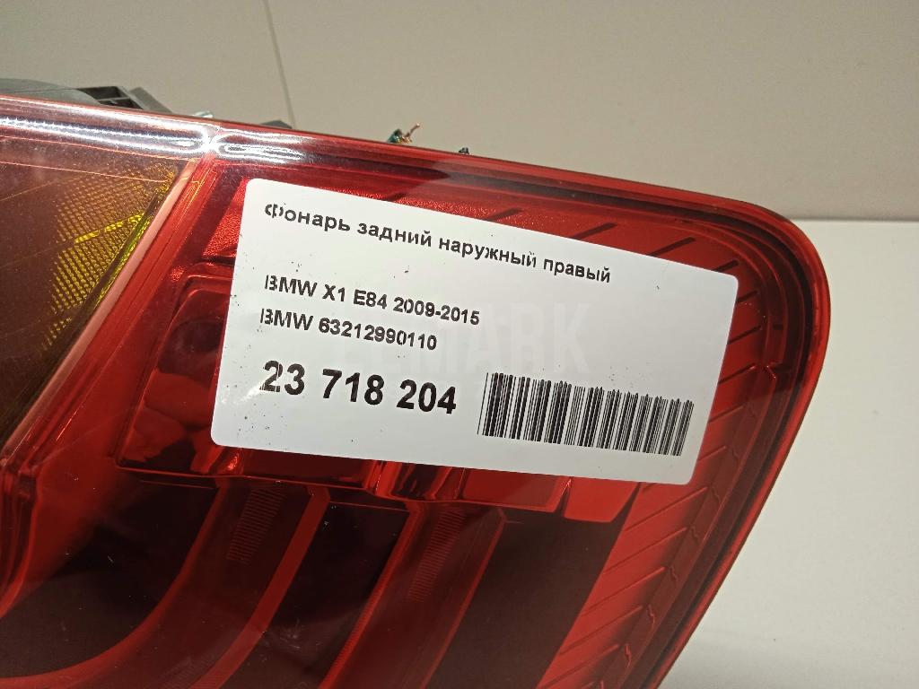 Фонарь задний наружный правый