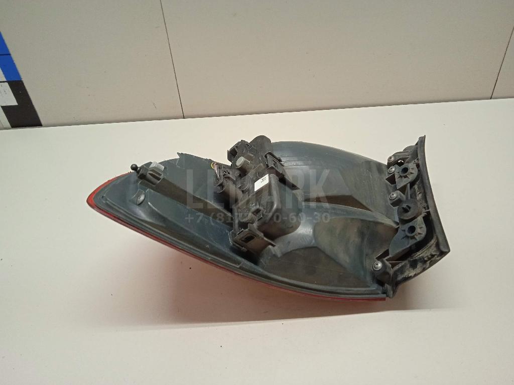 Фонарь задний наружный левый для  BMW 3-serie F30/F31/F80 2011-2020