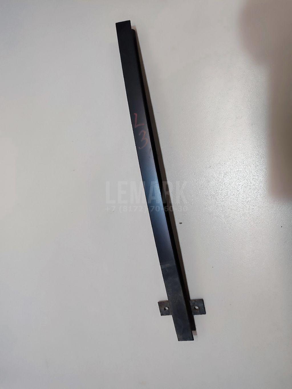 Направляющая стекла двери 3C5839407C03C VAG