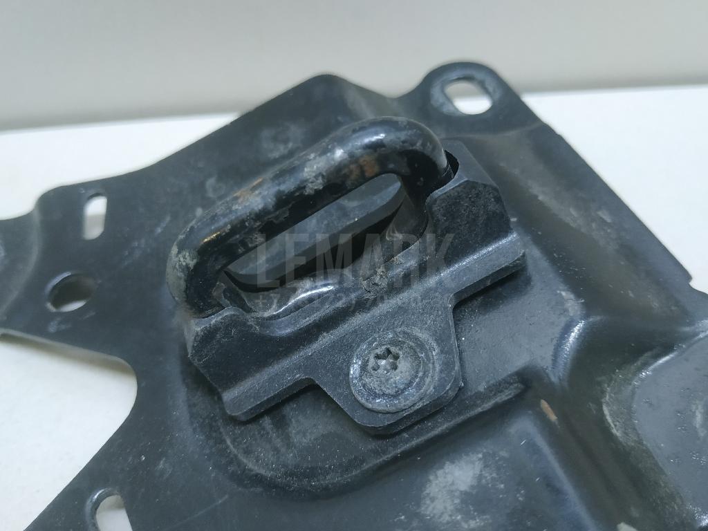 Замок капота для  BMW 5-serie E60/E61 2003-2009